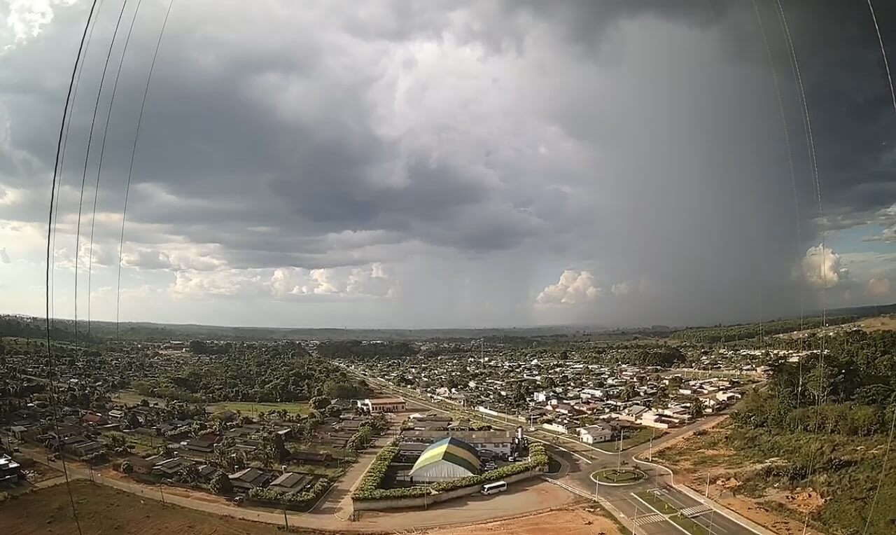 Passagem de chuva em Paranaíta MT veja o vídeo exclusivo Clima ao Vivo